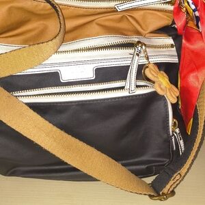Fossil Shoulder Bag Black, Cream and Tan Vinyl Roomy
